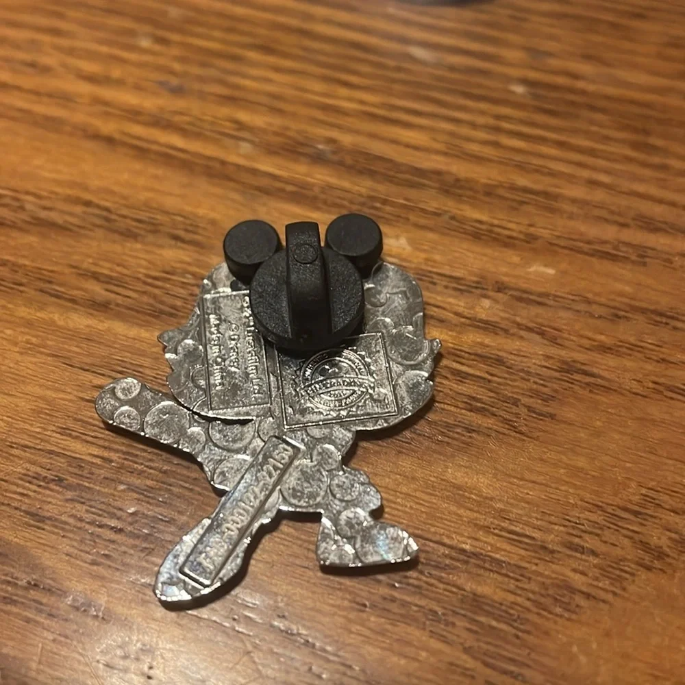 Disney’s Star Wars Trading Pins - Lot of 4